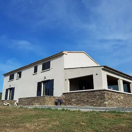 Entre Et Montagne, En Plein Maquis * Vallecalle