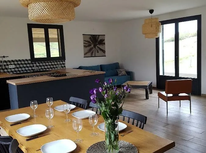 Entre Et Montagne, En Plein Maquis 别墅