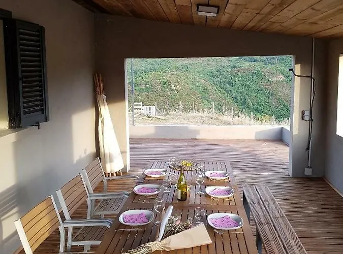 Entre Et Montagne, En Plein Maquis * Vallecalle